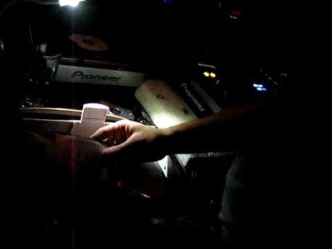 DJ ido sarig at "PENGUIN CLUB" - Tel-Aviv, Israel 2009