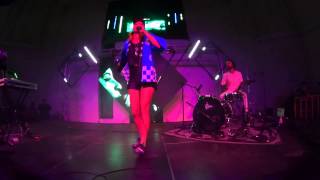 Chela - Romanticise (Teatro Italia, Chile, Septiembre 2014)