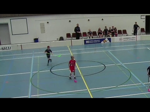 Säbä KooVee - Pirkat E Tytöt