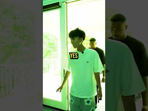 Ray Could Not Believe Lonzo Ball Has A Separate House For His Dogs! 😭🐕