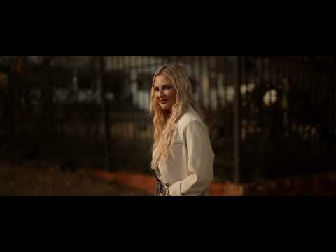 Karlien van Jaarsveld - Katrientjie Katryn (Amptelike Musiekvideo)