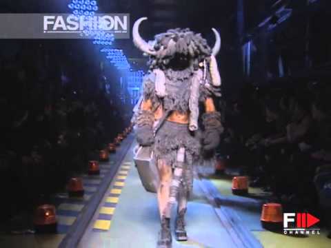 Fashion Show "John Galliano" Autumn Winter 2007 2008 Pret a Porter Men Paris 4 of 4 by Fashion Chann