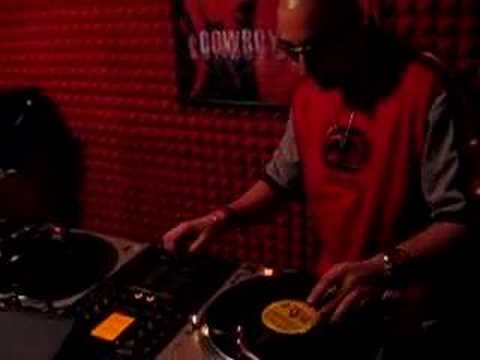 Arabian Underground Hip Hop Freestyle Session  (Omar Offendum / MC Moe / DJ Lethal Skillz)