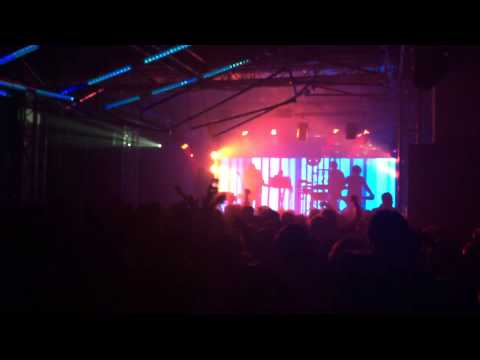 Club Cheval Live - Hot as Hell (Canblaster Remix) @ Marsatac 2015
