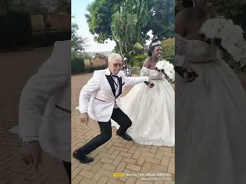 Muna uganda kumuzungu asavali afuna omukade Laba kubano