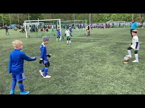 2022-05-28 LePa/Musta - EBK/Sininen