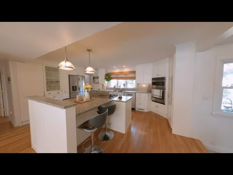 230 Colonial Rd, Lawrence MA 01843