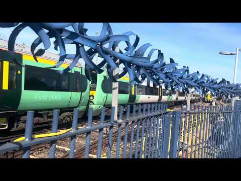 Southern leaving Horsham for Portsmouth Harbour and Bognor Regis via Barnham
