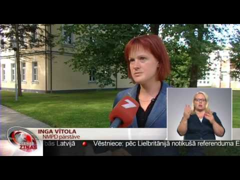 Šovasar daudz dzeļ lapsenes un kož čūskas