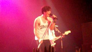 Allstar Weekend - Yeah 3x (Pop Goes Punk Cover) (Live)