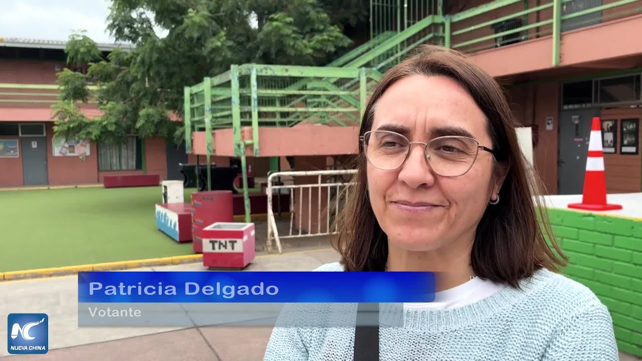 Chile arranca segunda vuelta presidencial para elegir entre izquierdista Jara y ultraderechista Kast