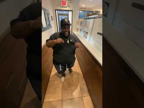 When Your Favorite Restaurant Don’t Have A Line 😂‼️