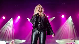 Bonnie Tyler &quot;Tö love somebody &quot;live in Berlin 2023