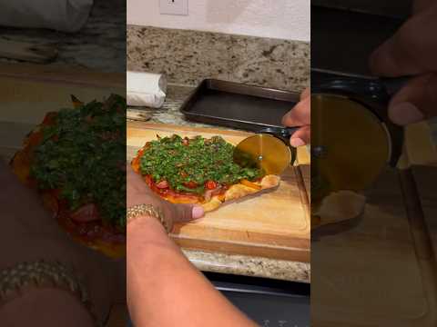 Don’t knock it till you try it (Veggie pizza No Cheese)…