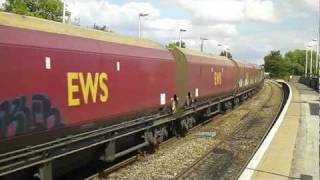 preview picture of video 'Trains through Retford August 5th 2011'