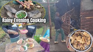 Beautiful RAINY  🌧️🌦️☔Evening in Our African Village | #Cooking Fresh Beef Shank Meat & Brown Ugali