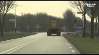 preview picture of video 'Maandenlang verkeershinder door wegwerkzaamheden Medemblik'