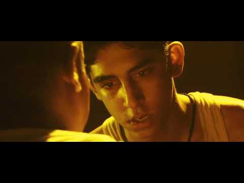 Opening 3 minutes to Slumdog Millionaire (2008) Clip 1 of 15 Dir. Danny Boyle
