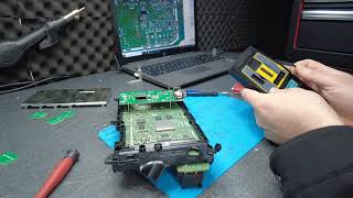 How to Read VW Passat Digital Cluster Immo Data Using VVDI2, VVDI Prog & MQB Adapters
