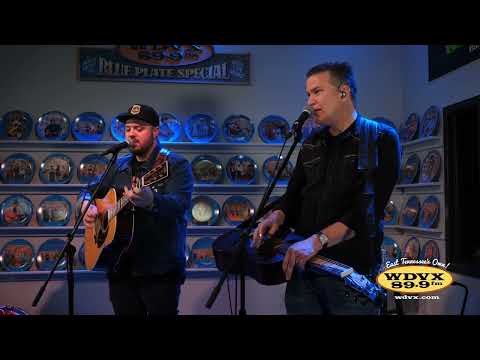 Rob Ickes and Trey Hensley, "Working On A Building" Live on The WDVX Blue Plate Special
