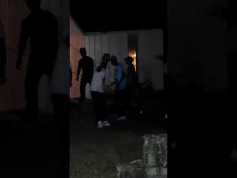 Los Gretty cantando en Vivo