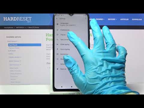 How to Pick Keyboard Color in Motorola Moto E7i Power - Change Keyboard Theme