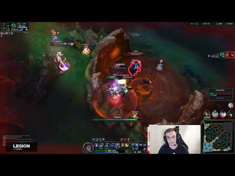 Caps Try Steal Drake, Accidentally Kill Enemy Team