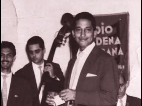 Humo Y Espuma - Fernando Álvarez