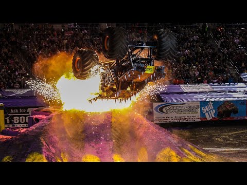 Monster Jam Stunts