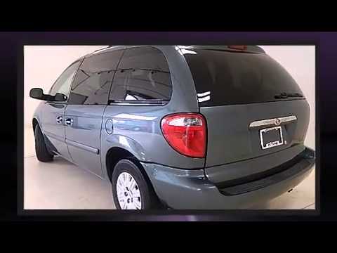 2007 Chrysler Town & Country Base QUAD SEATS