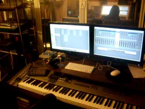 Mackrdslim verse Streets Raw Base916 hook 11/2010