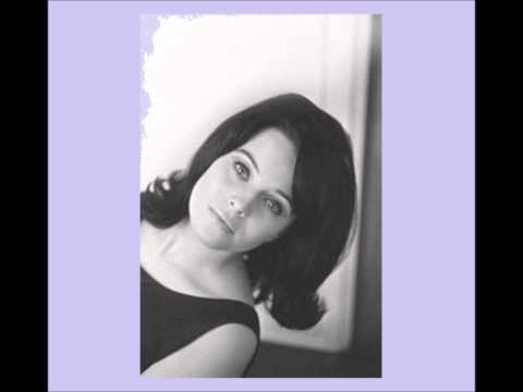 Carola (Standertskjöld) - En automne à Paris (1967)