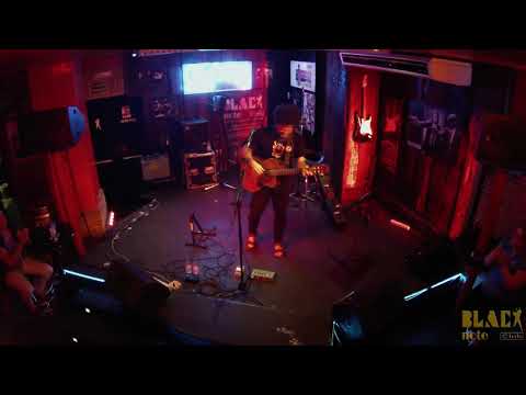 Raly Barrionuevo en concierto en Black Note Club | 21/6/2016