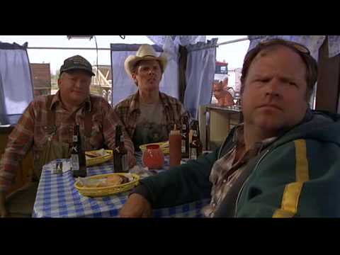 Tonto y Retonto latino Lidiando con la gente de este pueblo...