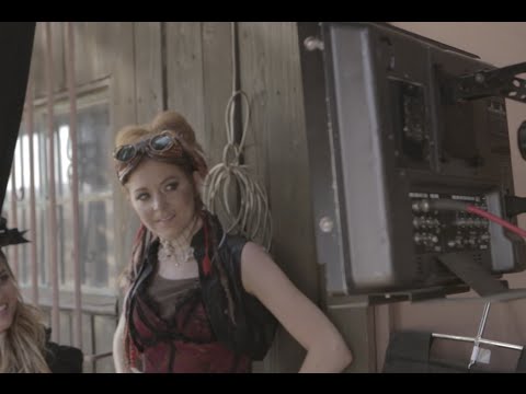 "Roundtable Rival" - Behind The Scenes - Lindsey Stirling