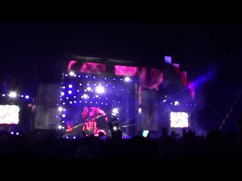 Swedish House Mafia - One & One (Your Name Remix) @ E.D.C. 2010 Los Angeles [HD]