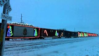 preview picture of video '2013 CP Holiday train leaving Harvey, North Dakota'