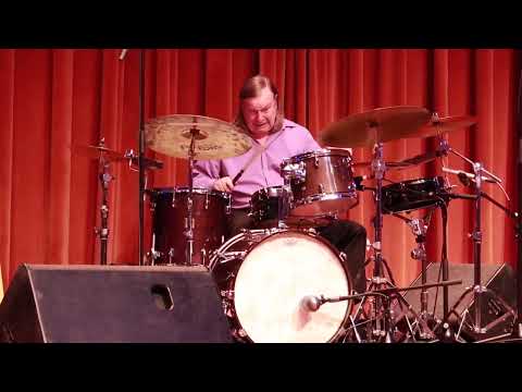 Play Video Youtube Video