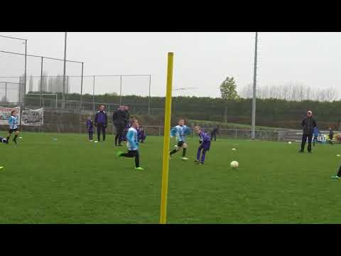 Voetbalwedstrijd U9 Munsterbilzen tegen U9 Biesen 11.11.2017  (Sacha Zhukov)