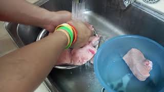 Pork Lungs | How To Clean And Prepare For Cooking Later | Pork Offal Confinement Dish