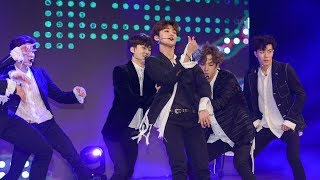 #VAV, '#예쁘다고 (#GORGEOUS)' 무대 (#브이에이브이 #쇼케이스)