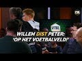 'Waar zie je die spelers dan, Willem?' 'Op het voetbalveld!'  - VTBL