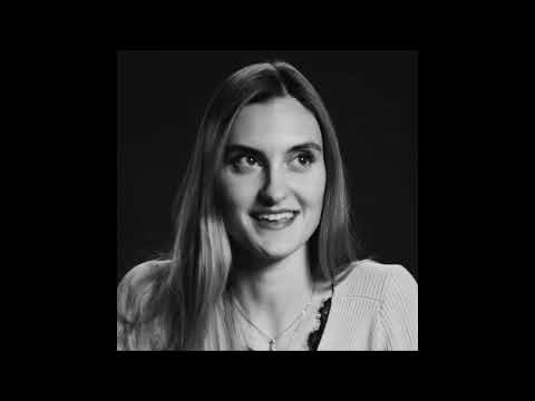 Mgr. art. Ivana Zvaríková