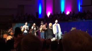 The Crabb Family  I go the rock.