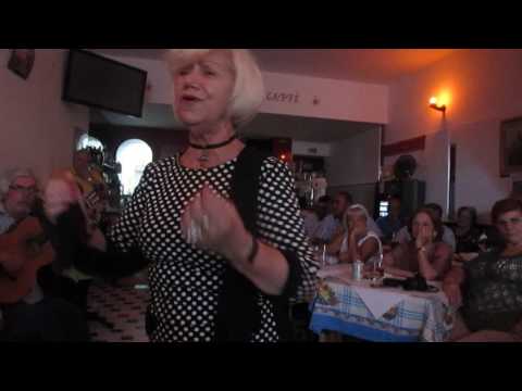 ROSA DE JESUS FADO , NO CAFÉ LA FONTAINE FADO , NAS FONTAINHAS PORTO