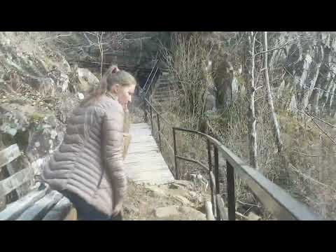 Cascada săritoarea! Am fost speriat de urs și am văzut urme de animale. partea 1