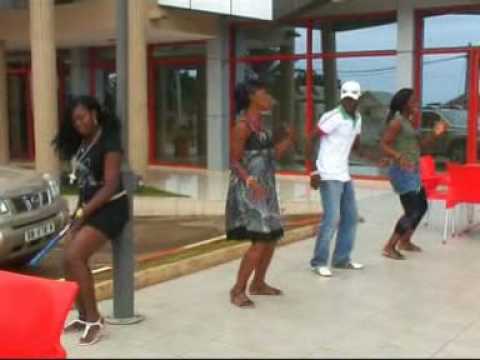 Mujer Abandonada - Pili La Peligrosa - MELITON PABLO - Guinea Ecuatorial