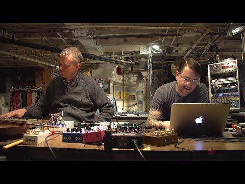 Pyramids Flanger First Impression - Matmos | EarthQuaker Devices