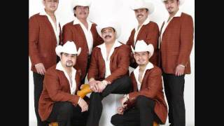 A Medias Parejo - Los Rieleros del Norte