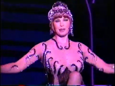 Raquel Welch "Victor/Victoria"-"Le Jazz Hot" end